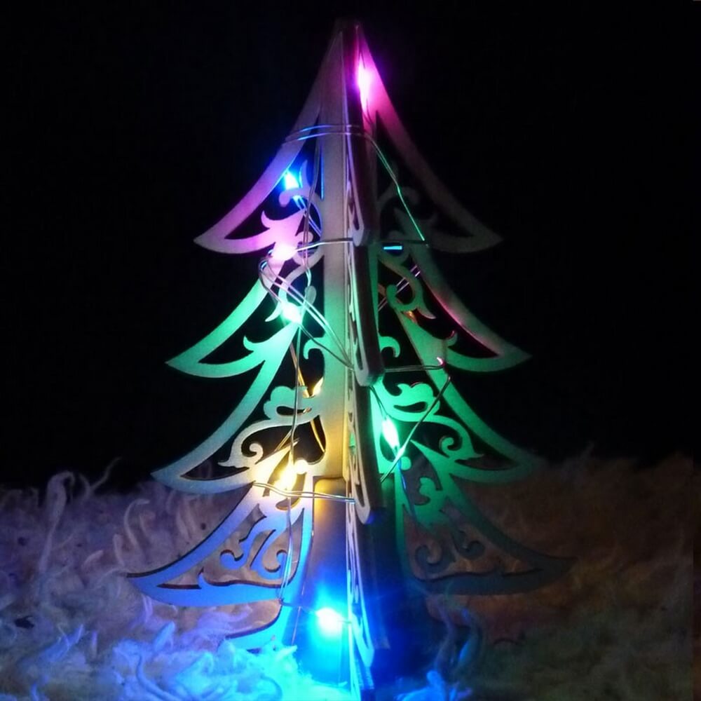 Déco Lumineuse en Bois Petit Sapin Solaire : HélioBil